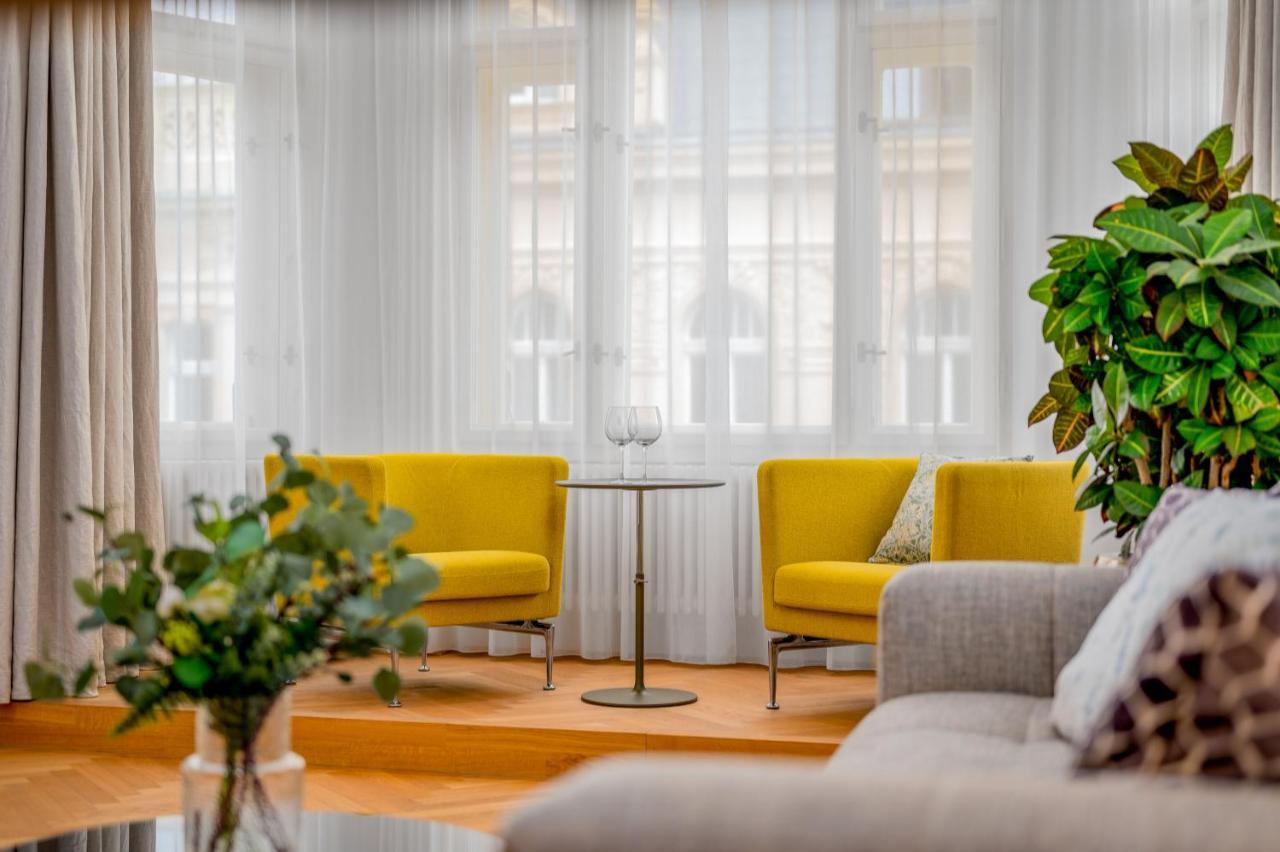 Days - Old Town - Spacious Apartament *